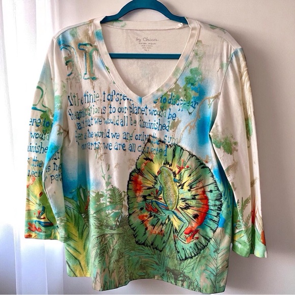 Chico's Tops - Chico's Artistic V-Neck Top - M/L - Excellent Condition! Statement resortwear